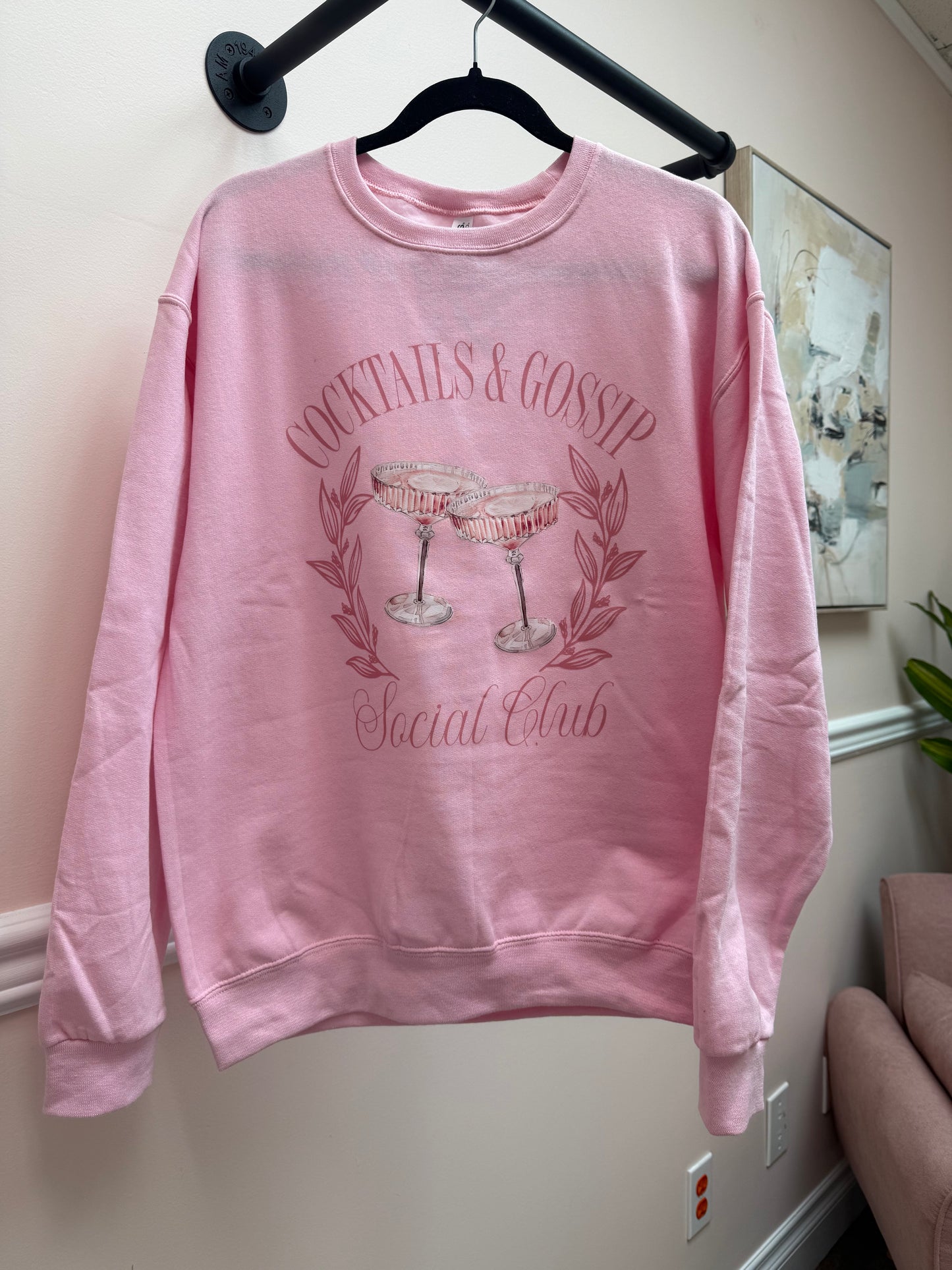 Cocktails & Gossip Crewnewck