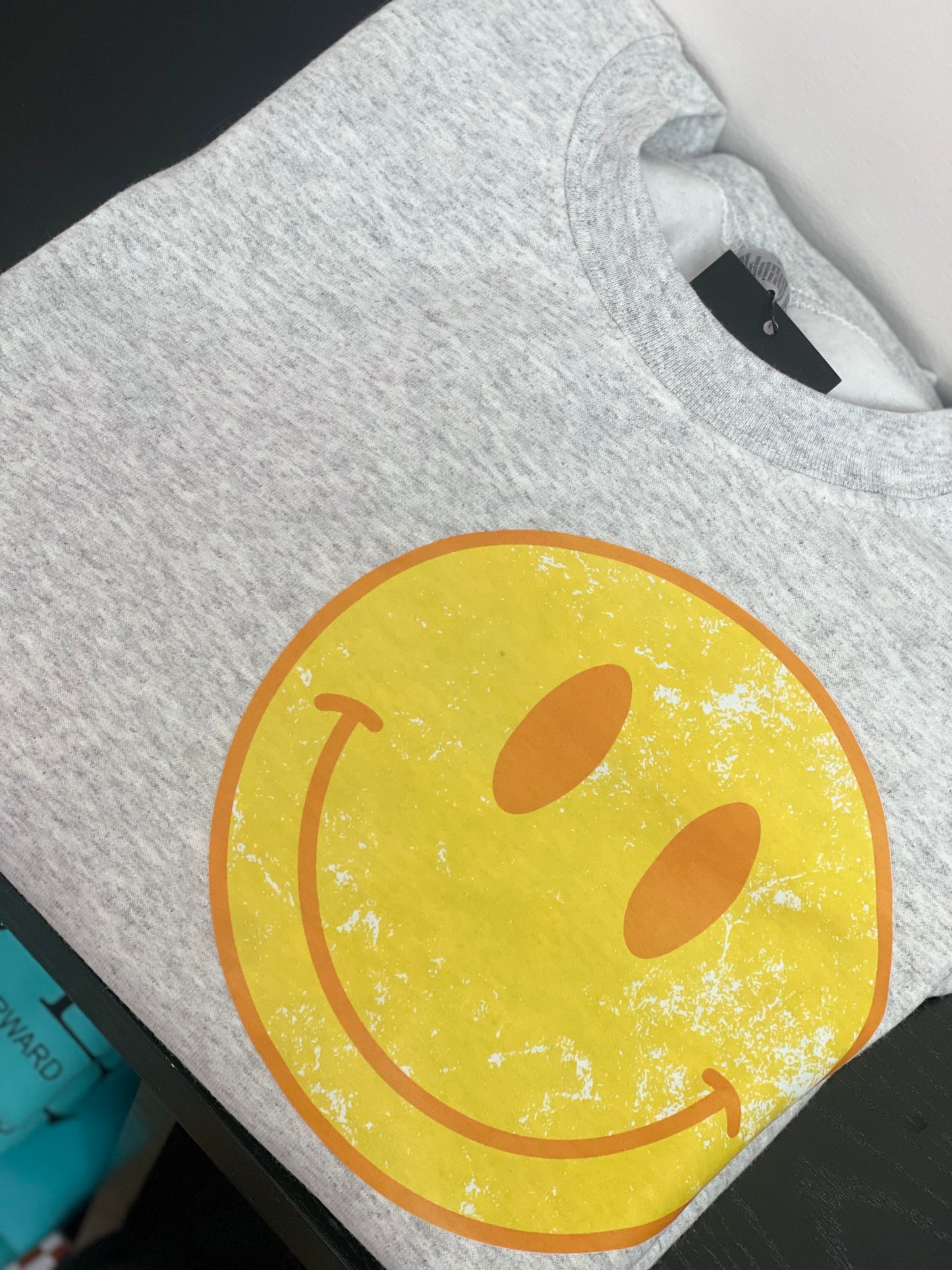Don’t Worry Be Happy - Adult Graphic Crewneck