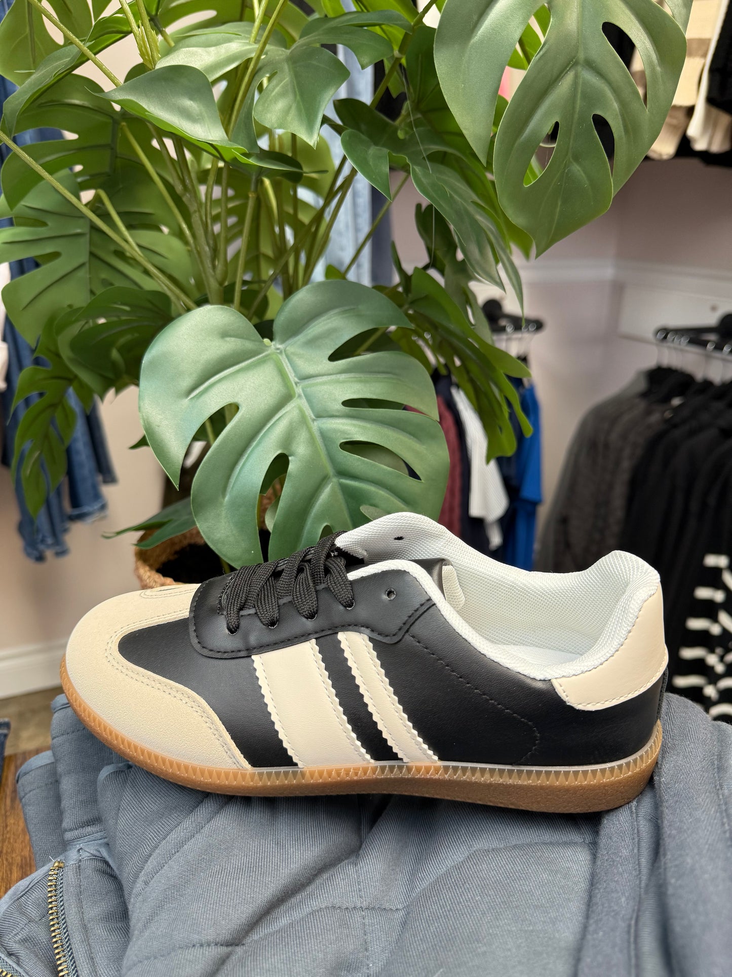 Game Changer Sneaker - Legend