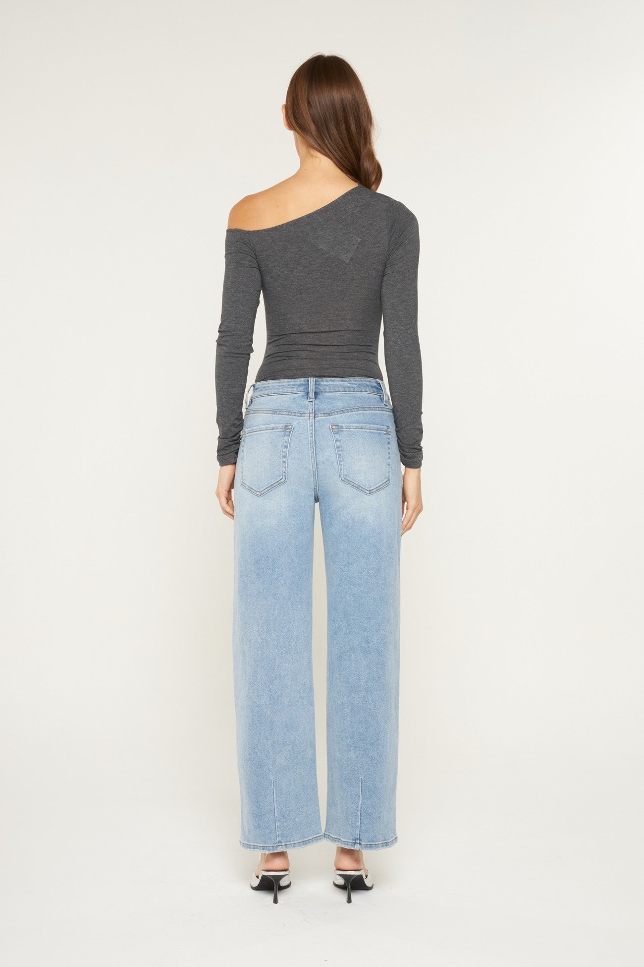 Stonewashed Soul MR Straight Leg Jean